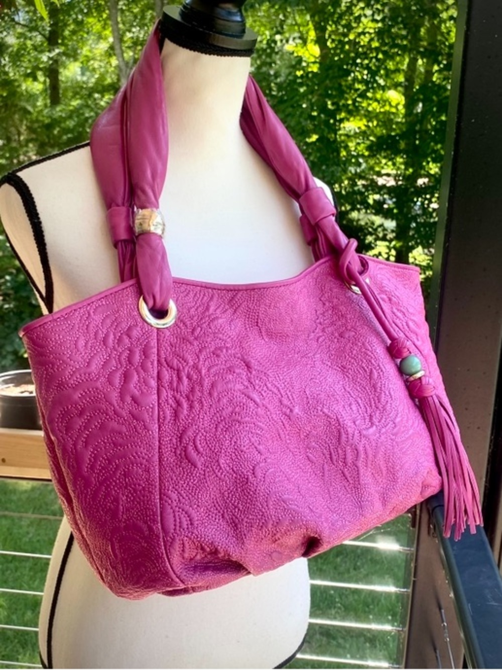 SHANGHAI TANG— “Feather Quilt Special Collection” Fuchsia Embossed Leather Bag